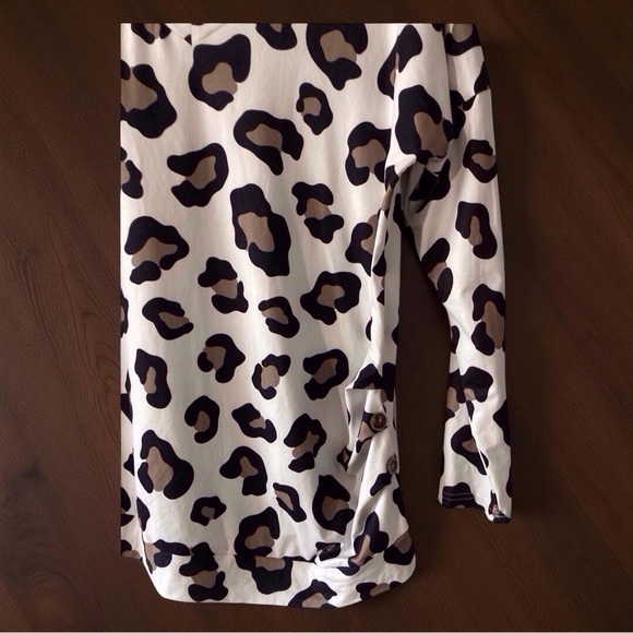 Leopard Print Tunic Blouse - XL - Button Detail + Flattering Fit - Picture 5 of 12